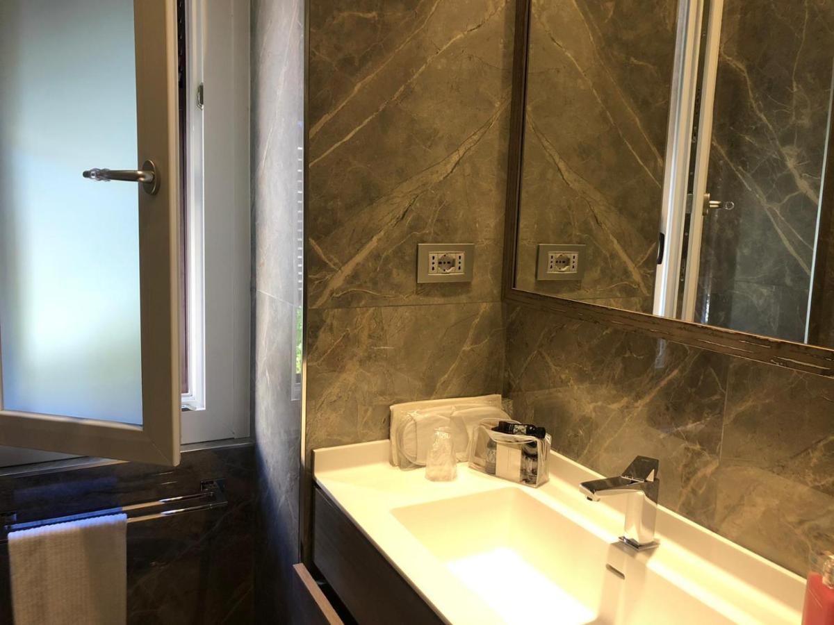 Hotel La Linea D'Acqua La Spezia Zewnętrze zdjęcie