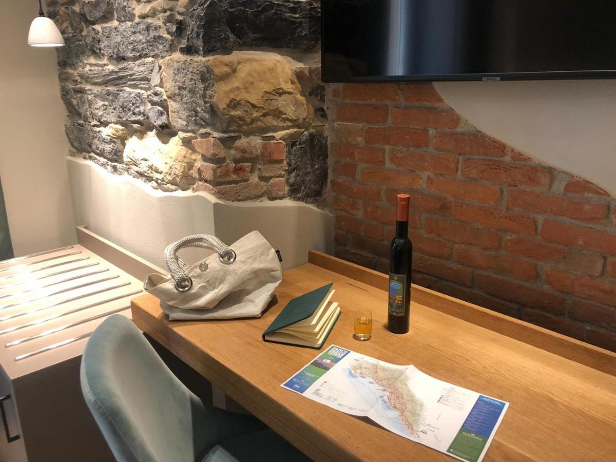 Hotel La Linea D'Acqua La Spezia Zewnętrze zdjęcie